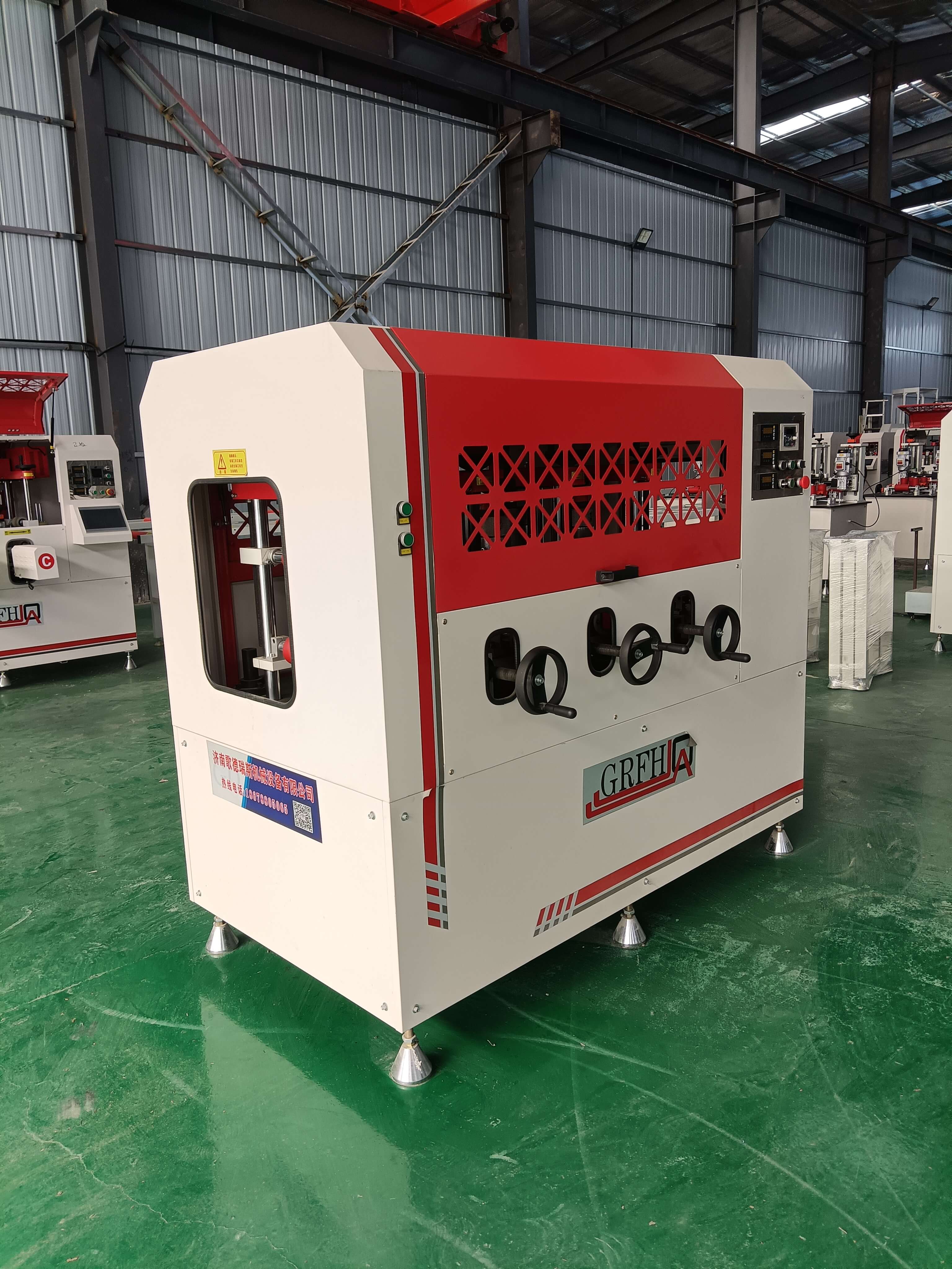 斷橋鋁滾壓復合機原理